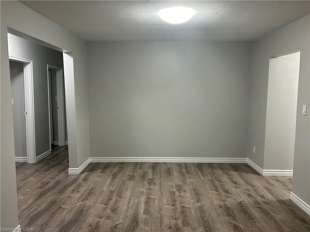 7-154 Elgin Street N, Cambridge, ON - Indoor Photo Showing Other Room