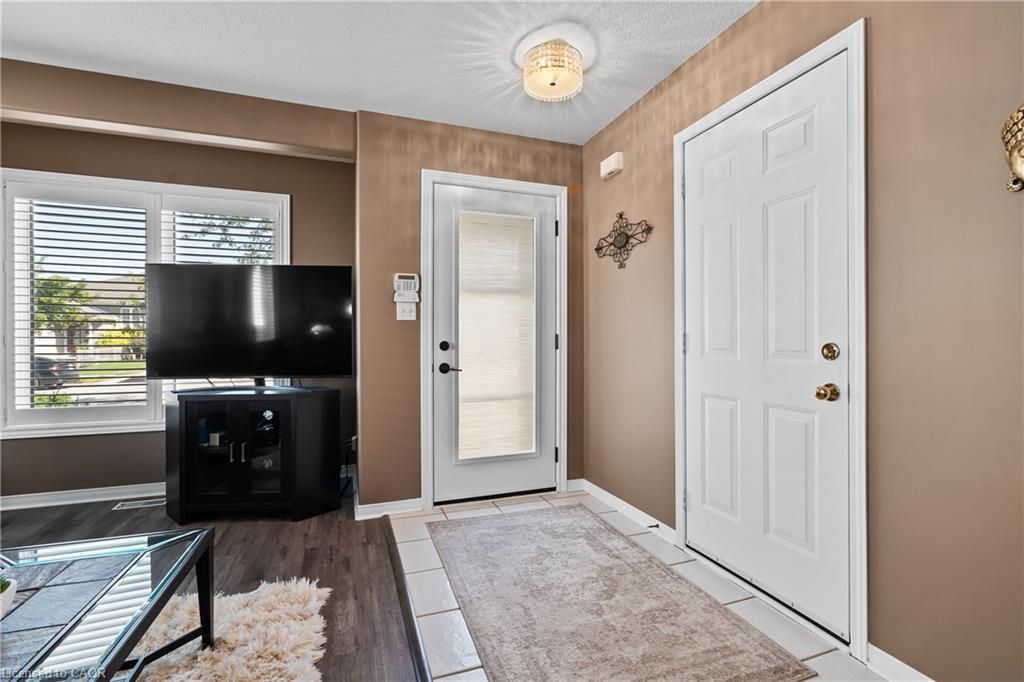 208 Autumn Crescent, Welland, ON - Indoor
