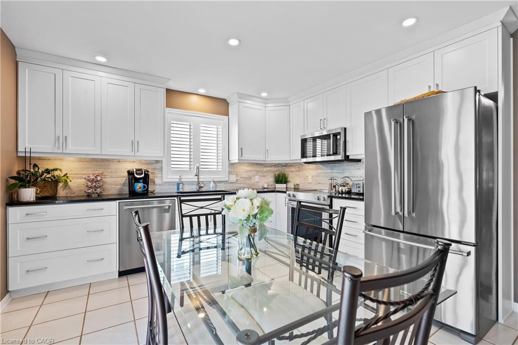 208 Autumn Crescent, Welland, ON - Indoor