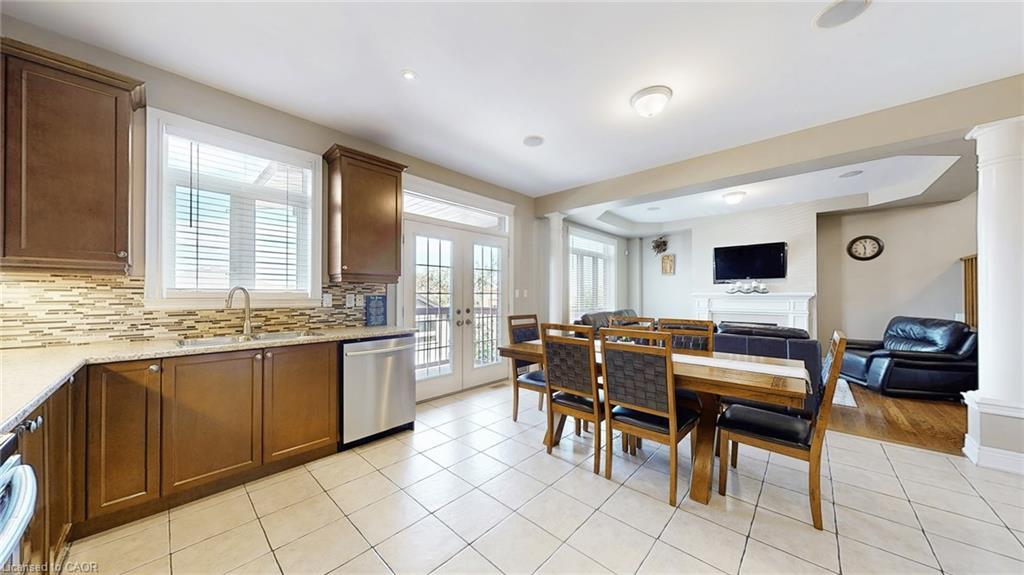 50 Bankfield Crescent, Stoney Creek, ON - Indoor