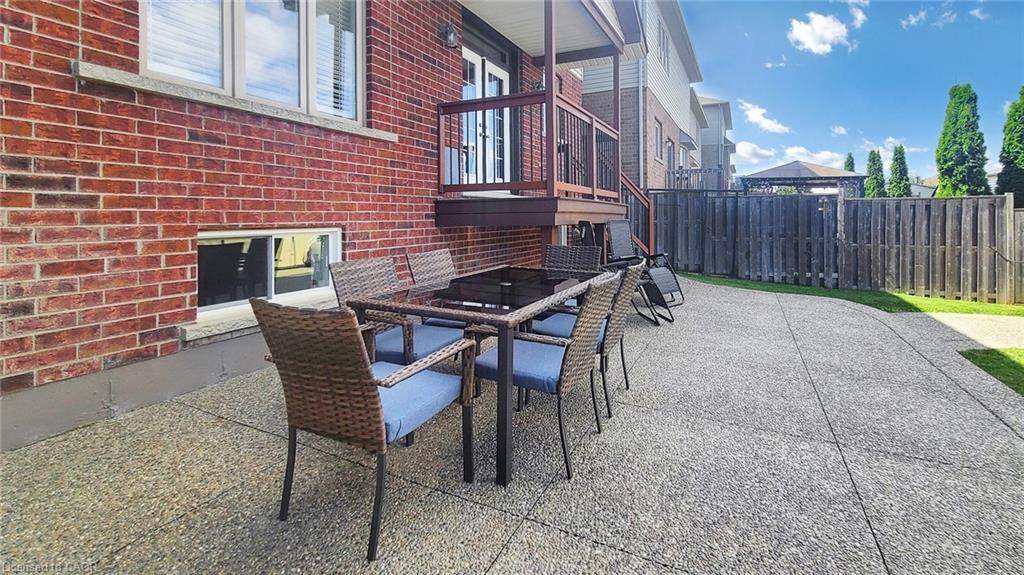 50 Bankfield Crescent, Stoney Creek, ON - Outdoor With Deck Patio Veranda