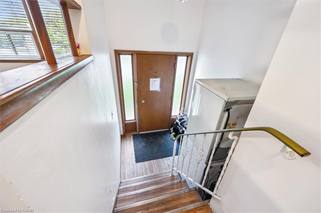 155 University Avenue E, Waterloo, ON