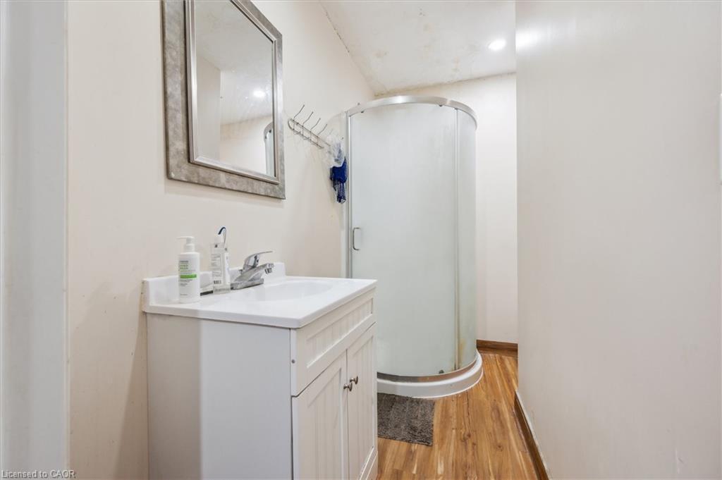 155 University Avenue E, Waterloo, ON