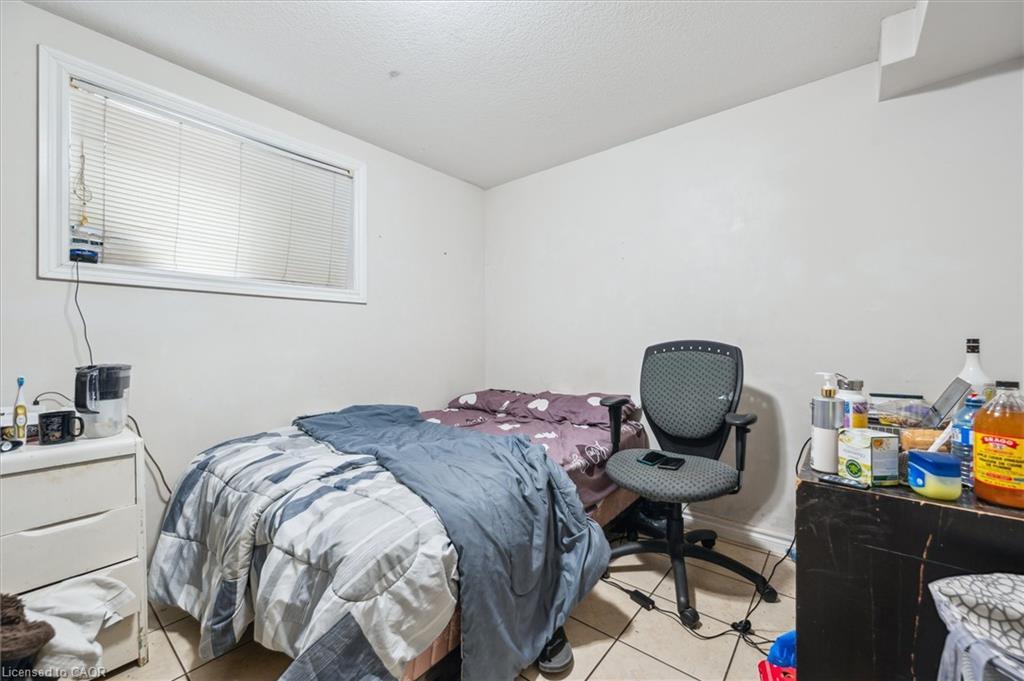 155 University Avenue E, Waterloo, ON