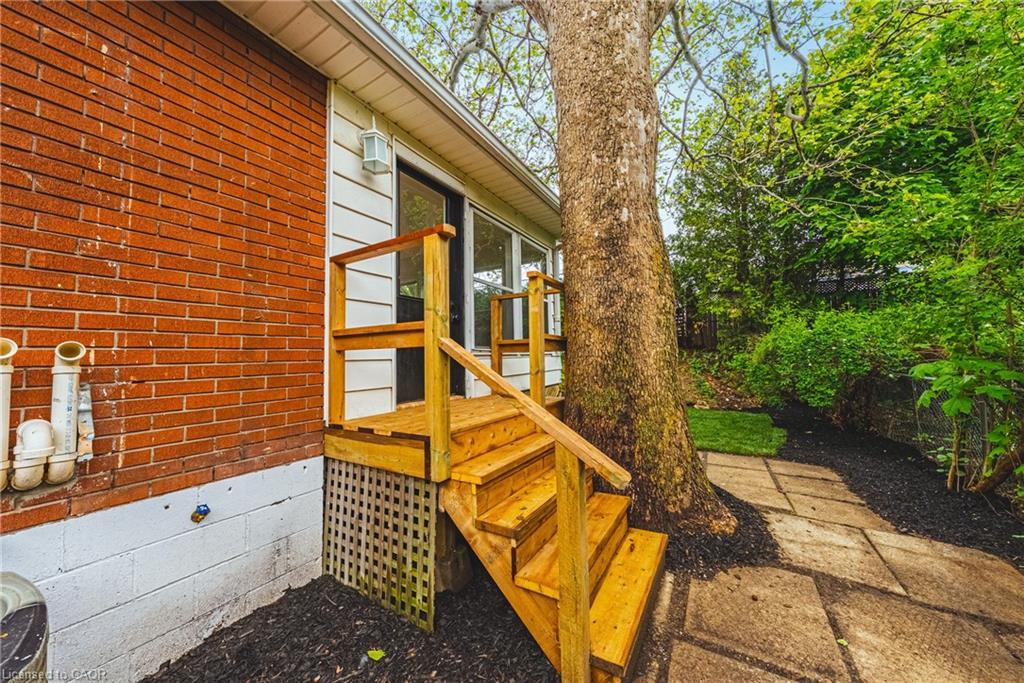 224 West 16Th Street, Hamilton, ON - Outdoor With Exterior