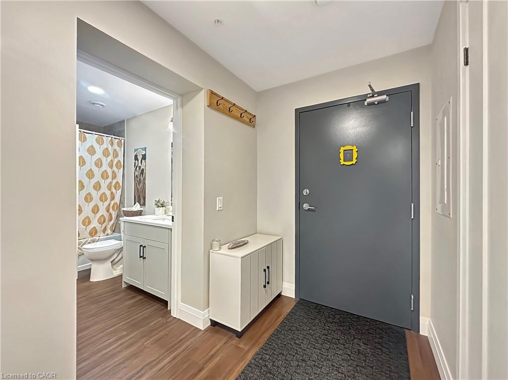 213-64 Main Street N, Hagersville, ON - Indoor