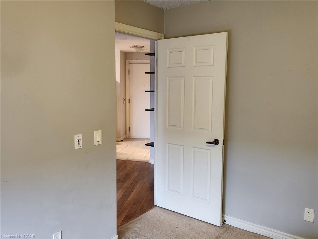 2922-700 Humberwood Boulevard, Etobicoke, ON - Indoor Photo Showing Other Room