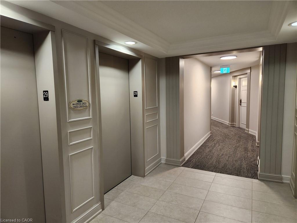 2922-700 Humberwood Boulevard, Etobicoke, ON - Indoor Photo Showing Other Room