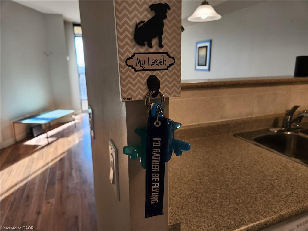 2922-700 Humberwood Boulevard, Etobicoke, ON - Indoor