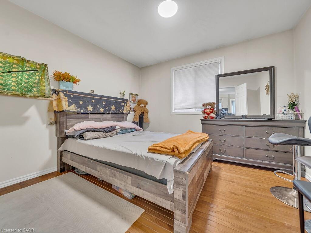 125 Stonyburn Crescent, Cambridge, ON - Indoor Photo Showing Bedroom