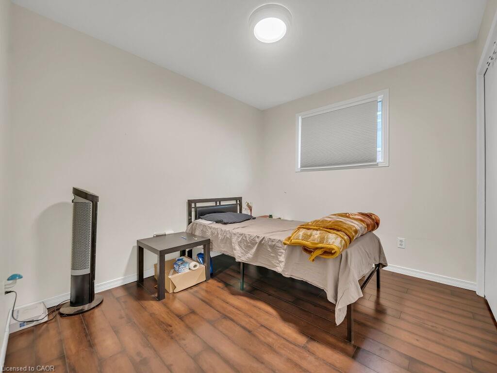 125 Stonyburn Crescent, Cambridge, ON - Indoor Photo Showing Bedroom