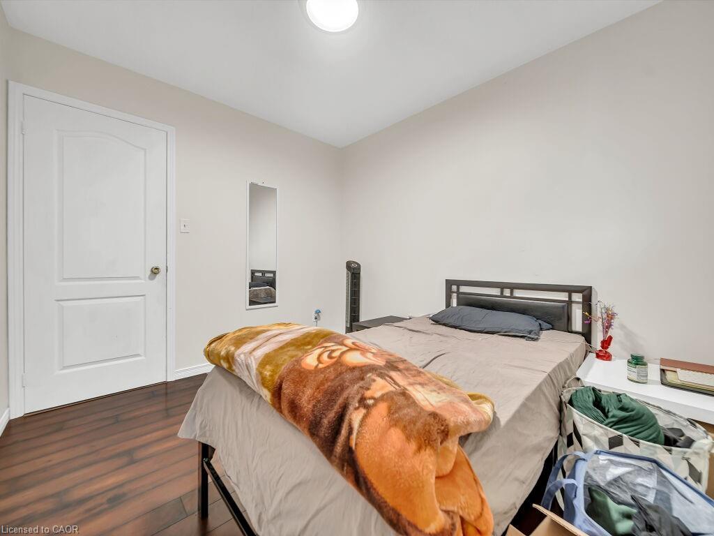 125 Stonyburn Crescent, Cambridge, ON - Indoor Photo Showing Bedroom
