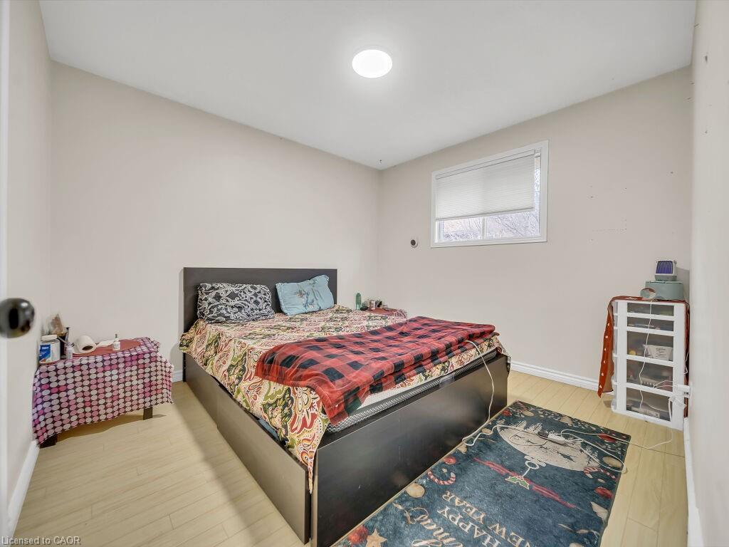 125 Stonyburn Crescent, Cambridge, ON - Indoor Photo Showing Bedroom