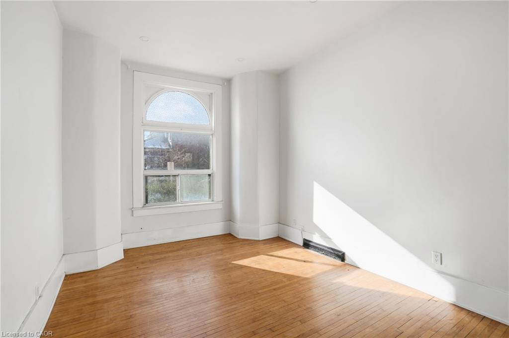 26 Murray Street W, Hamilton, ON