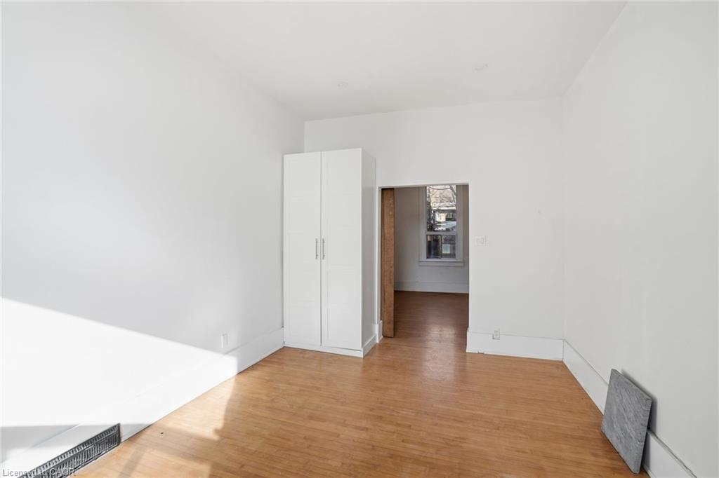 26 Murray Street W, Hamilton, ON