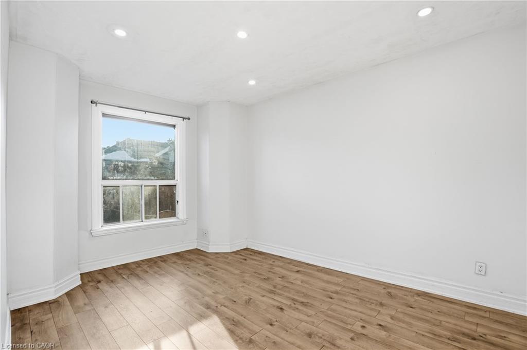 26 Murray Street W, Hamilton, ON