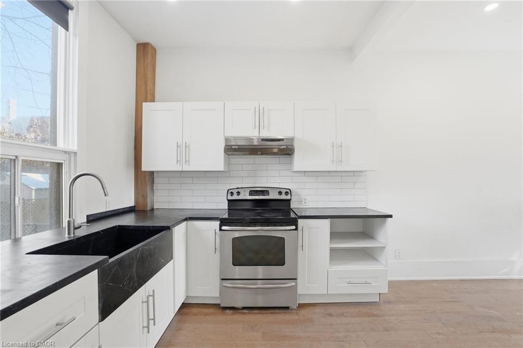 26 Murray Street W, Hamilton, ON