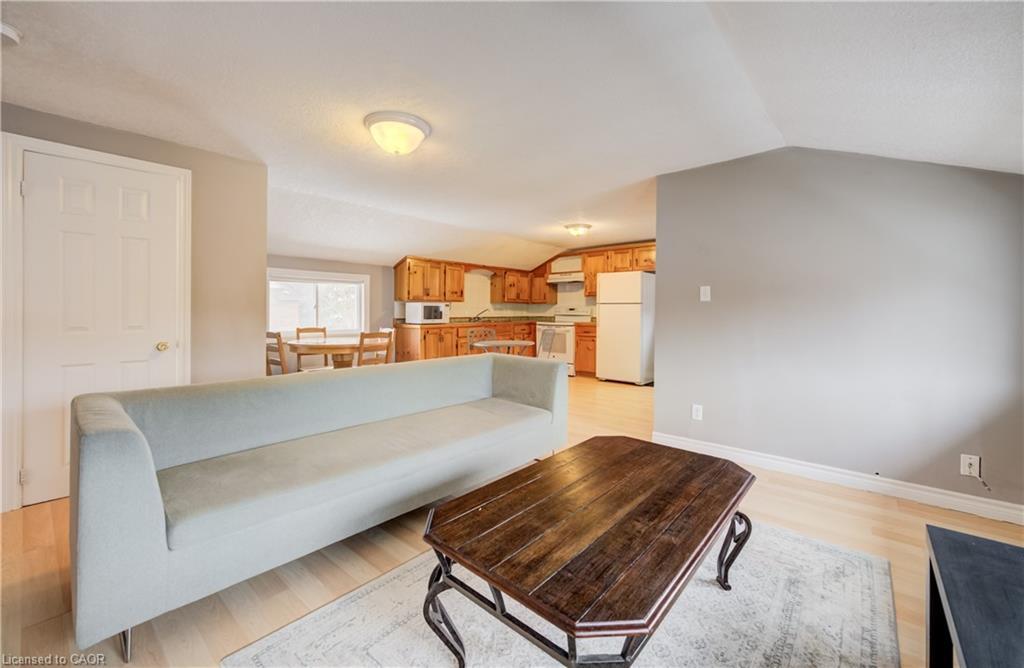 151 Courtland Avenue E, Kitchener, ON - Indoor Photo Showing Other Room