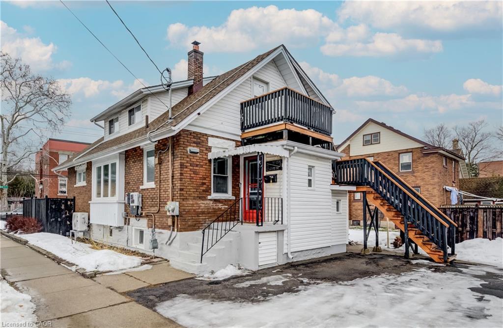 151 Courtland Avenue E, Kitchener, ON - Outdoor With Facade