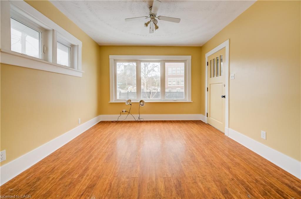151 Courtland Avenue E, Kitchener, ON - Indoor Photo Showing Other Room