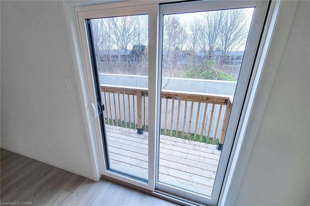 20-720 Grey Street, Brantford, ON - Indoor Photo Showing Other Room