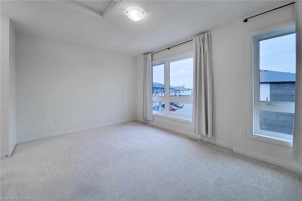 20-720 Grey Street, Brantford, ON - Indoor Photo Showing Other Room