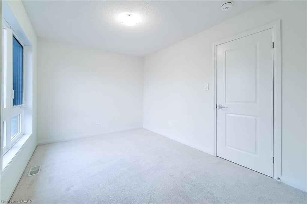 20-720 Grey Street, Brantford, ON - Indoor Photo Showing Other Room