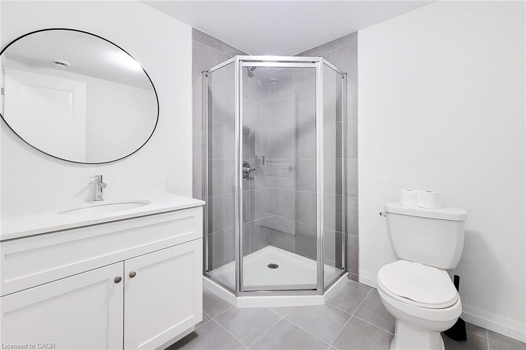 20-720 Grey Street, Brantford, ON - Indoor Photo Showing Bathroom