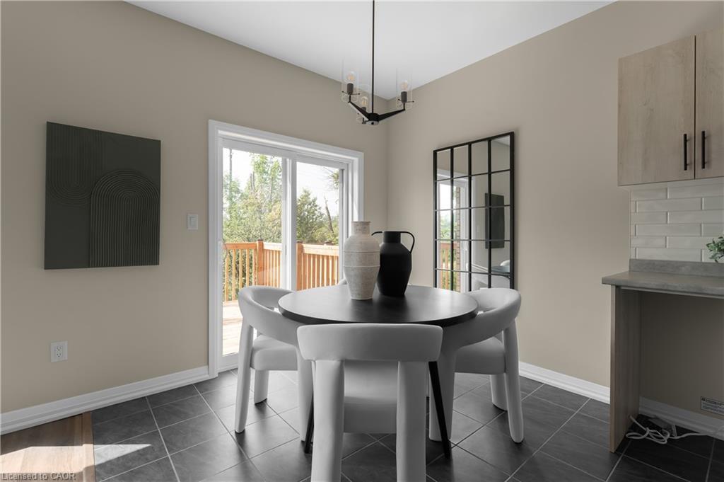 142 Willson Drive, Thorold, ON - Indoor Photo Showing Dining Room
