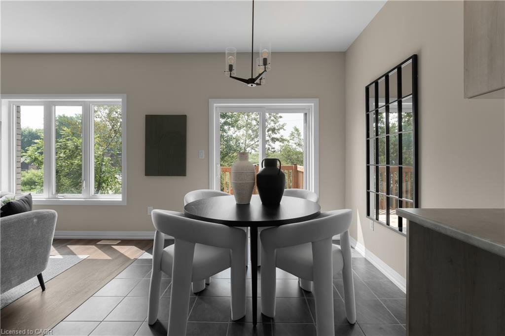 142 Willson Drive, Thorold, ON - Indoor Photo Showing Dining Room