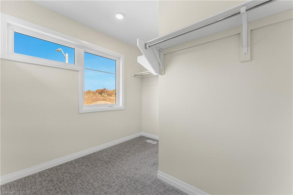 142 Willson Drive, Thorold, ON - Indoor