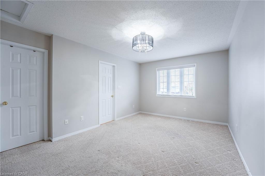 5195 Angel Stone Drive, Mississauga, ON - Indoor Photo Showing Other Room