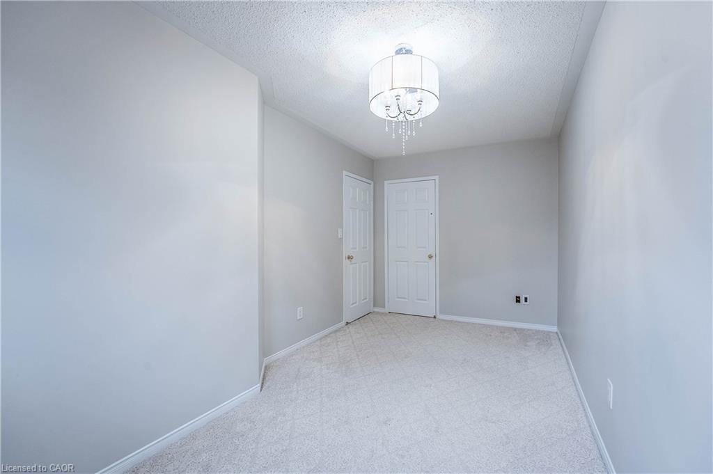 5195 Angel Stone Drive, Mississauga, ON - Indoor Photo Showing Other Room