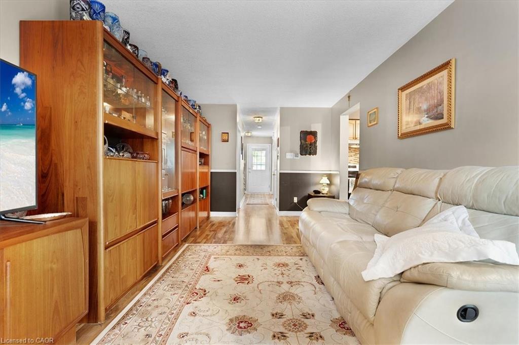 75 Marisa Street, Kitchener, ON - Indoor Photo Showing Living Room