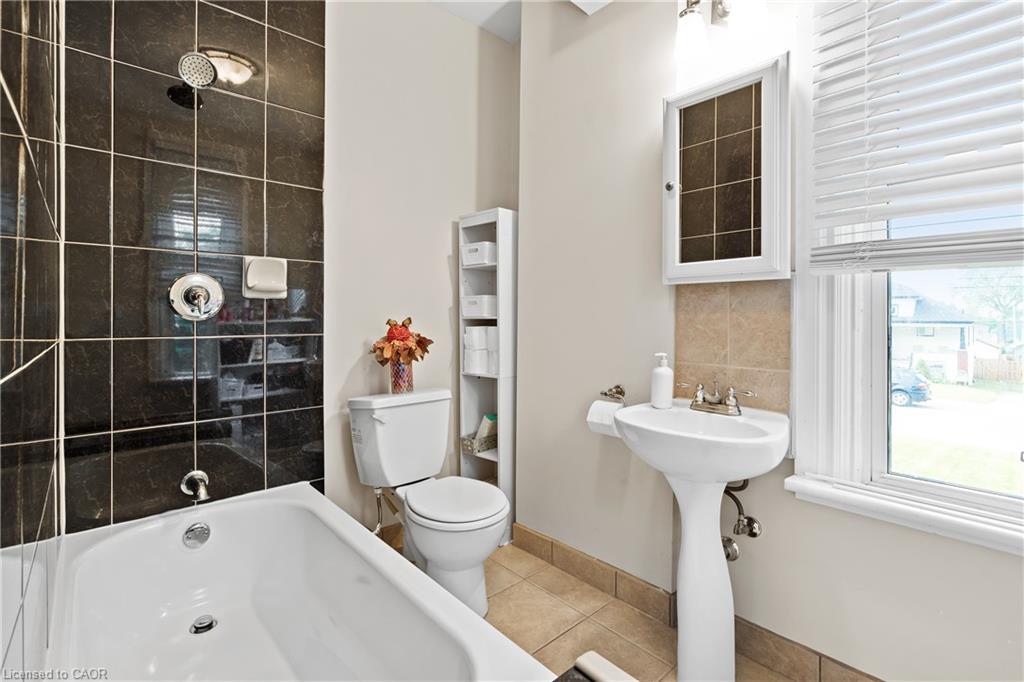 5368 Menzie Street, Niagara Falls, ON