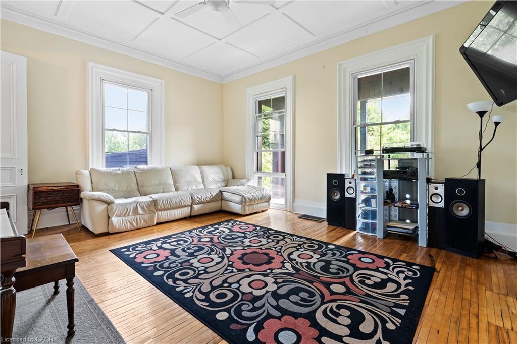 5368 Menzie Street, Niagara Falls, ON