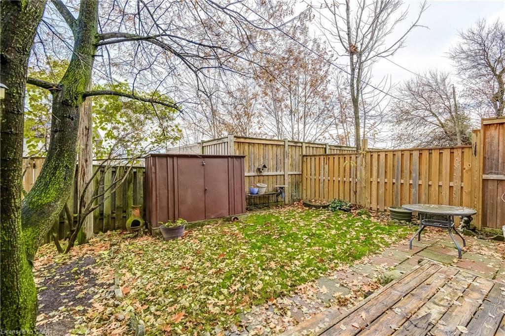 2420 Maryvale Court, Burlington, ON - Outdoor