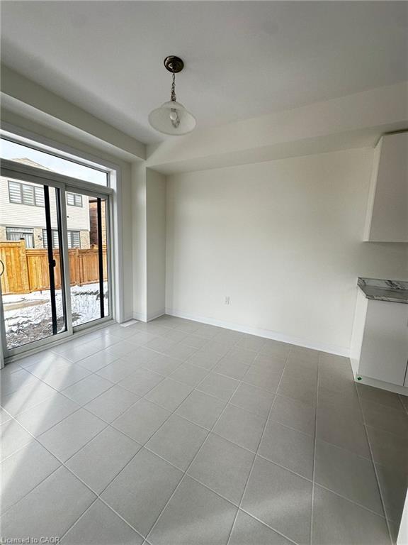 32 Amos Avenue, Brantford, ON - Indoor Photo Showing Other Room