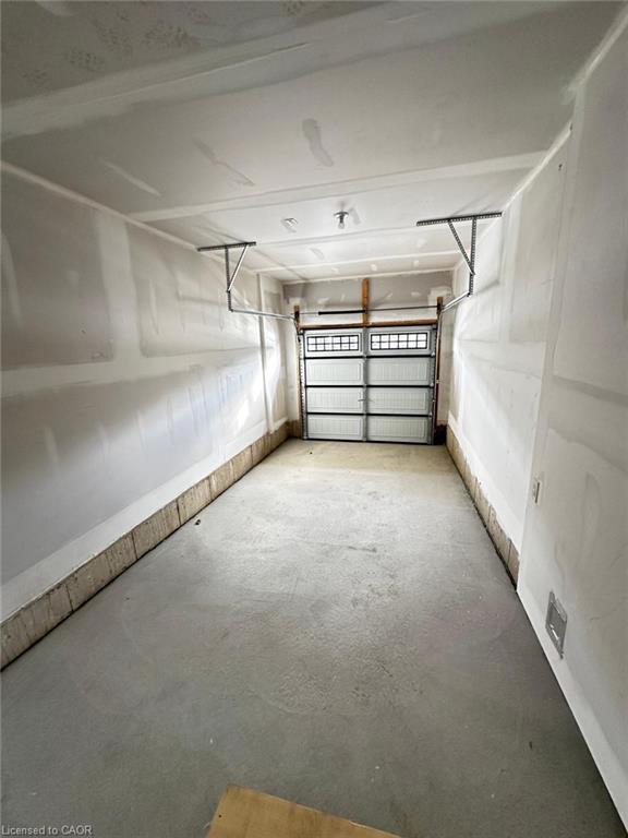 32 Amos Avenue, Brantford, ON - Indoor Photo Showing Garage