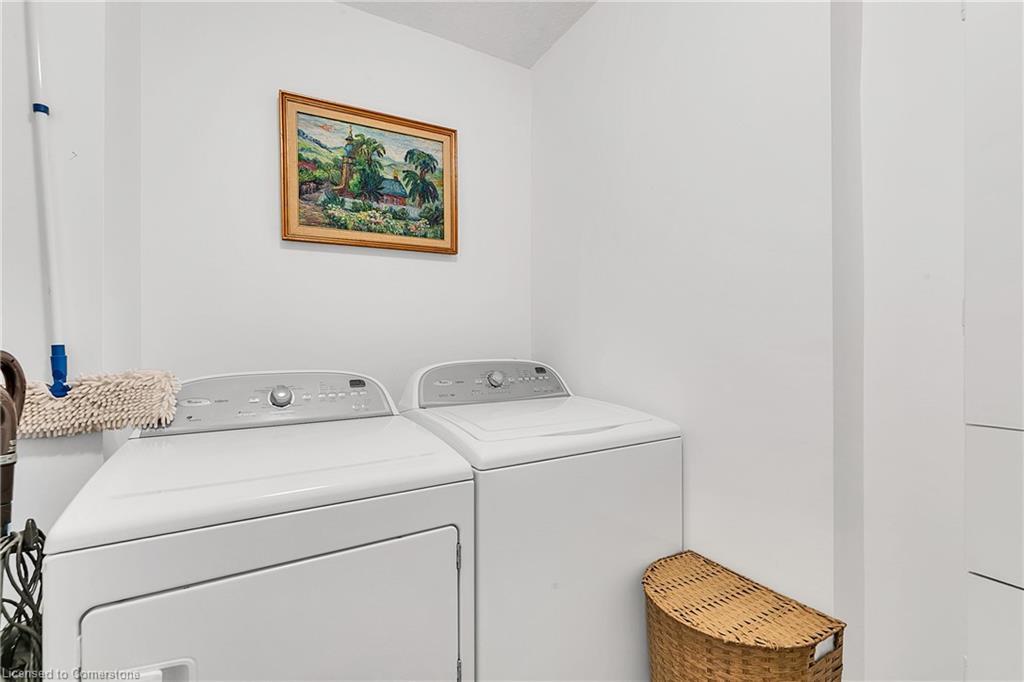 702-81 Church Street, Kitchener, ON - Indoor Photo Showing Laundry Room