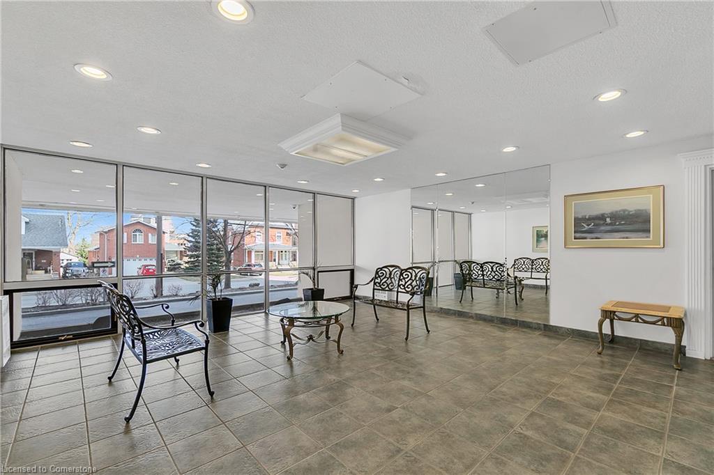 702-81 Church Street, Kitchener, ON - Indoor