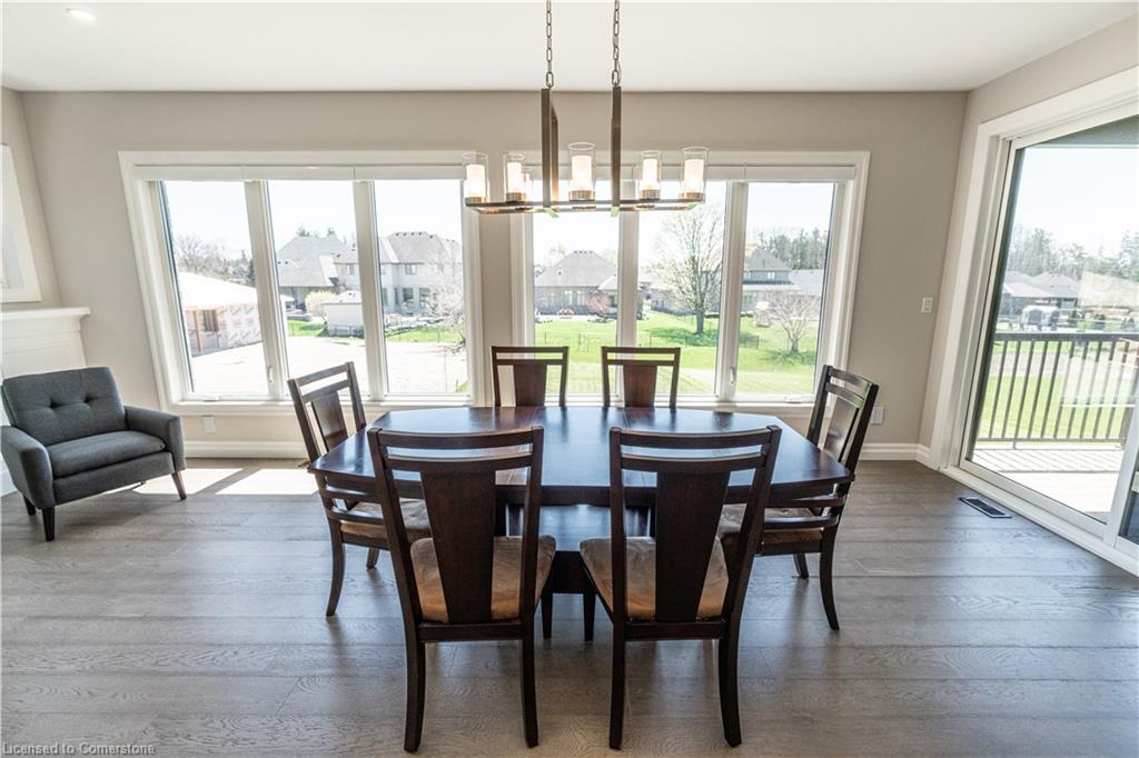 15 Hudson Drive, Brantford, ON - Indoor