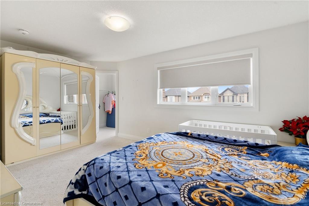 47 Pondcliffe Drive, Kitchener, ON - Indoor Photo Showing Bedroom