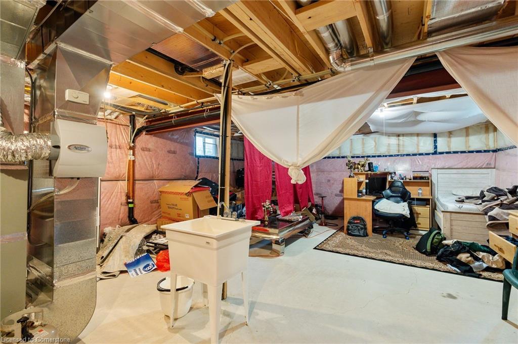 47 Pondcliffe Drive, Kitchener, ON - Indoor Photo Showing Basement