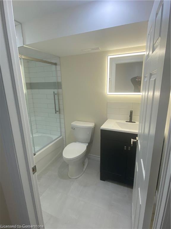 Basement-144 Hilborn Avenue, Cambridge, ON - Indoor Photo Showing Bathroom
