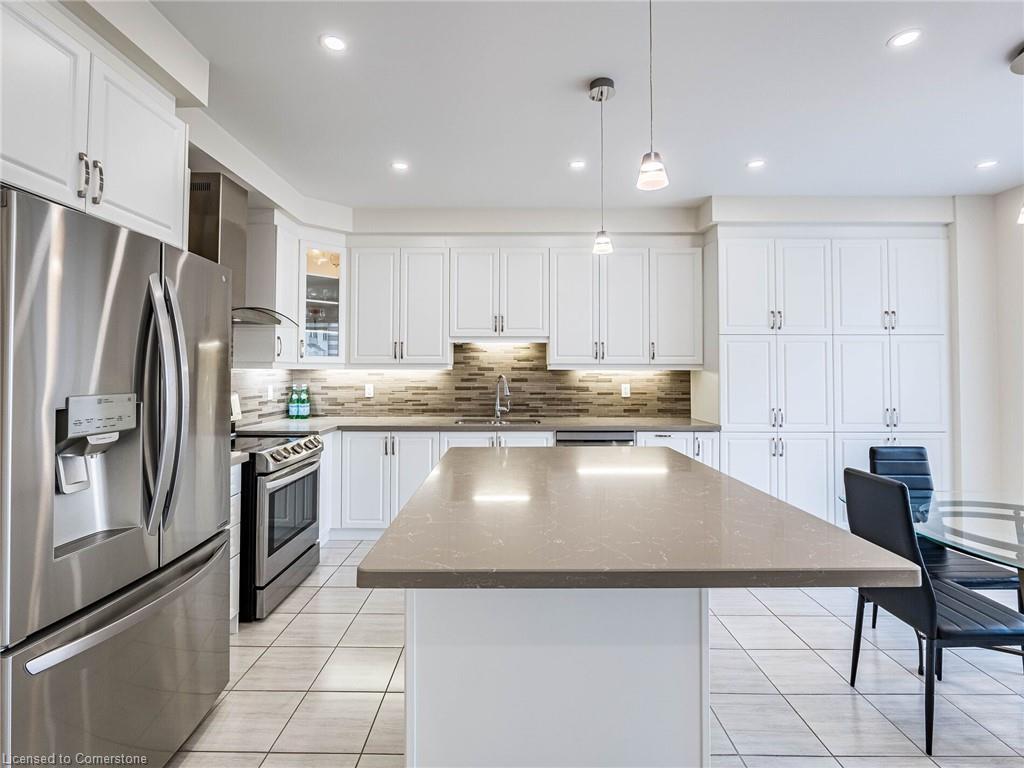 323 Harold Dent Trail, Oakville, ON - Indoor Photo Showing Kitchen With Stainless Steel Kitchen With Upgraded Kitchen