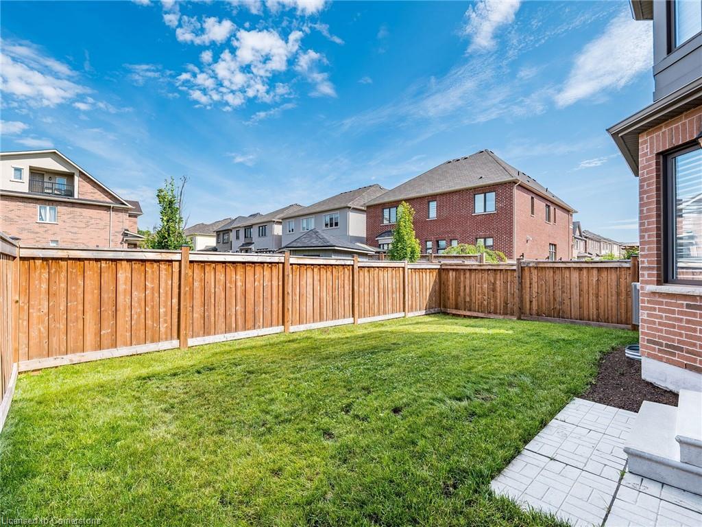 323 Harold Dent Trail, Oakville, ON - Outdoor