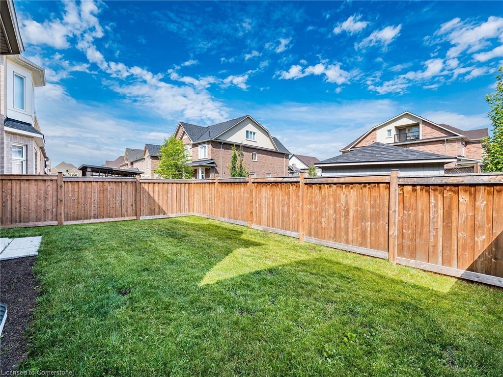 323 Harold Dent Trail, Oakville, ON - Outdoor