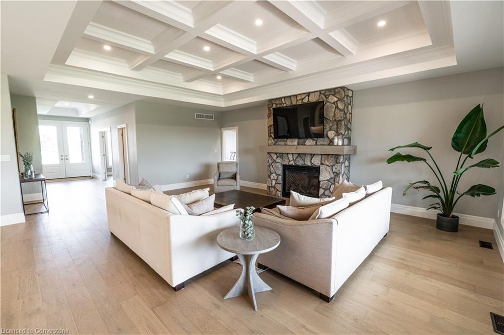21 Hudson Drive, Brantford, ON - Indoor Photo Showing Living Room With Fireplace