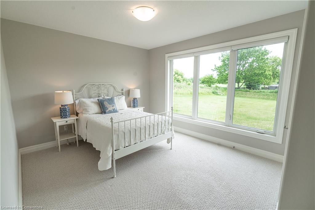 21 Hudson Drive, Brantford, ON - Indoor Photo Showing Bedroom